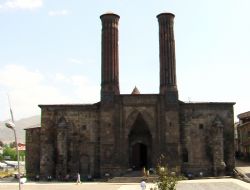 Erzurum Eğitimde marka şehir